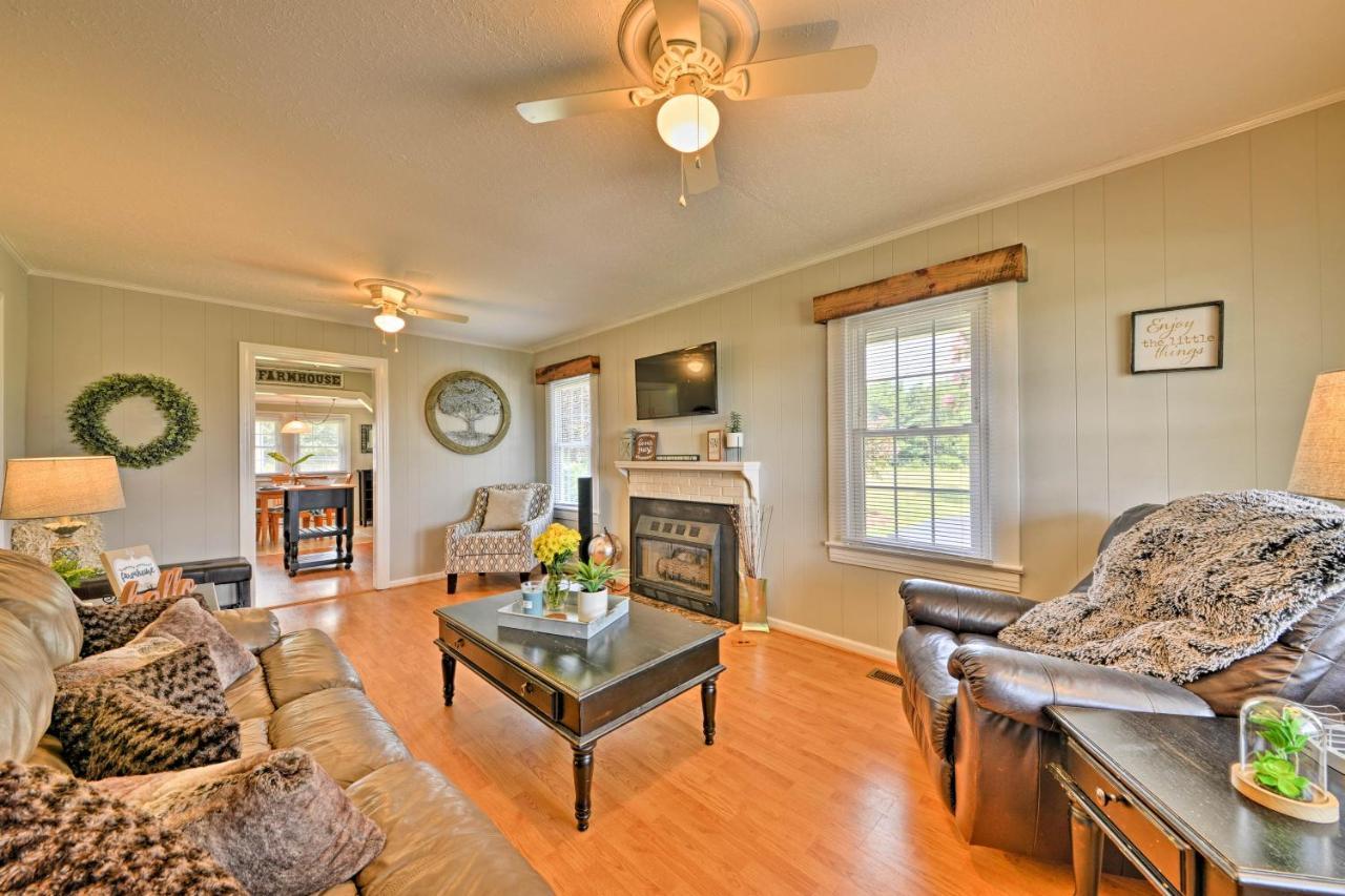 Peaceful Elkin Vacation Rental About 17 Mi To Mt Airy! Dobson エクステリア 写真