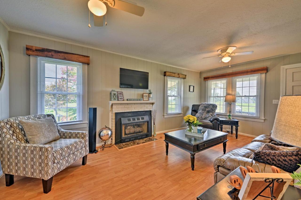 Peaceful Elkin Vacation Rental About 17 Mi To Mt Airy! Dobson エクステリア 写真