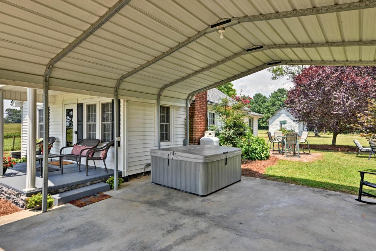 Peaceful Elkin Vacation Rental About 17 Mi To Mt Airy! Dobson エクステリア 写真